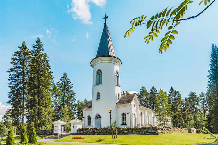 Kuva Törnävän kirkosta.